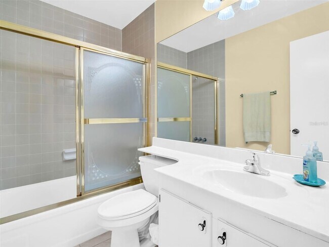 Building Photo - 656 Windrush Bay Dr