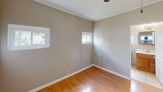 Building Photo - Fully Updated 3-Bed, 2-Bath Home – Greensburg, PA