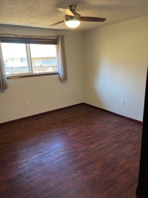 Building Photo - 2532 Juanipero Way