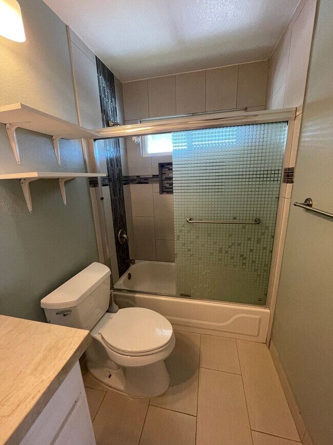 Building Photo - Renovated Napilihau Villages Two Bedroom