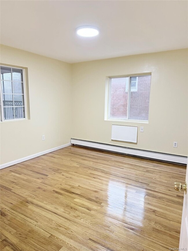 Building Photo - 89-08 S Conduit Ave