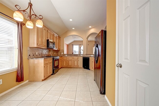 Building Photo - 3403 Sparta Dr