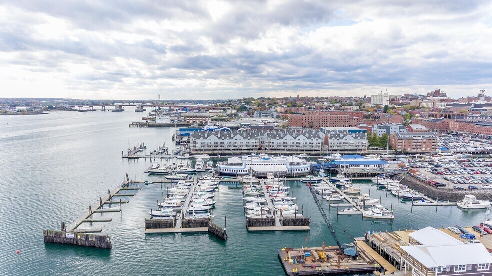 Building Photo - 714 Chandlers Wharf