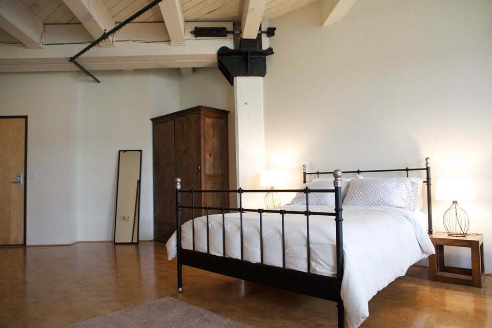 Building Photo - 1420 NW Lovejoy St