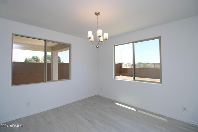 Building Photo - 8725 W Medlock Dr
