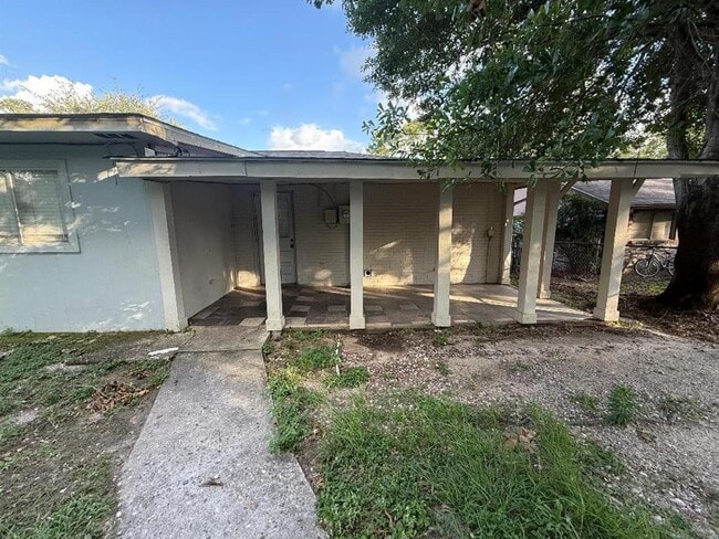 Building Photo - 616 Hildred Ave