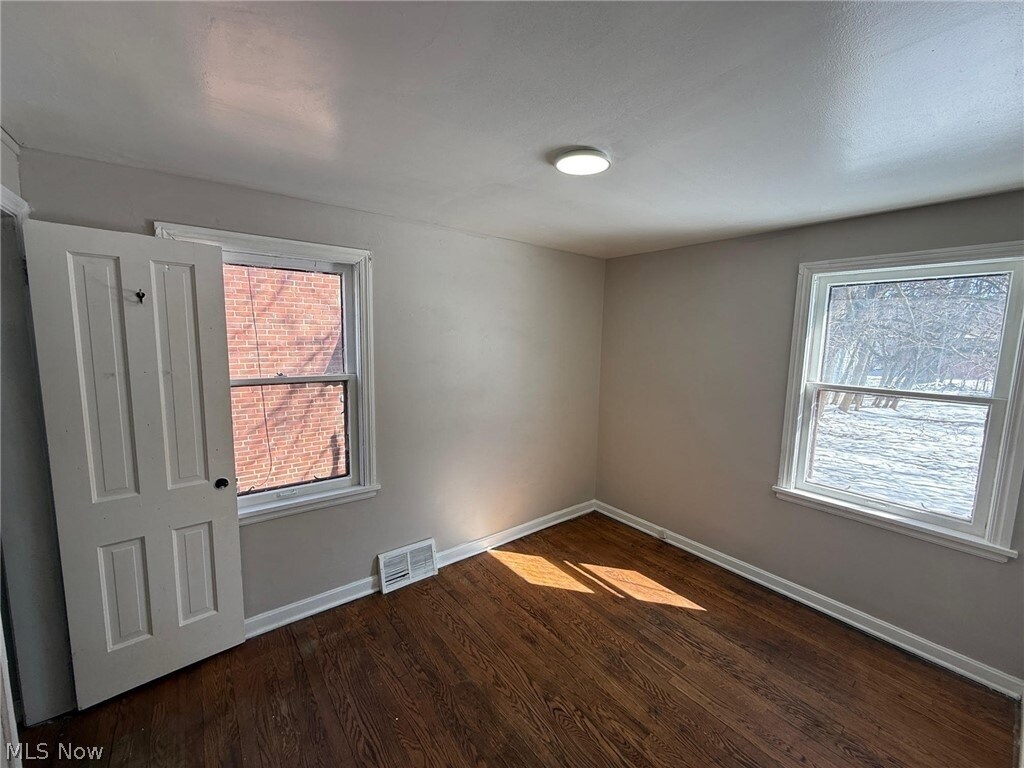 Building Photo - 713 South Blvd