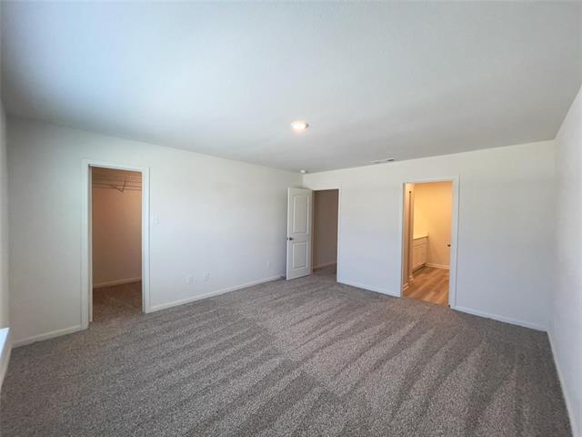 Building Photo - 301 Marsh Ln