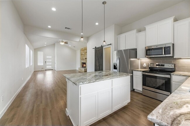 Building Photo - 135 Koele Ct