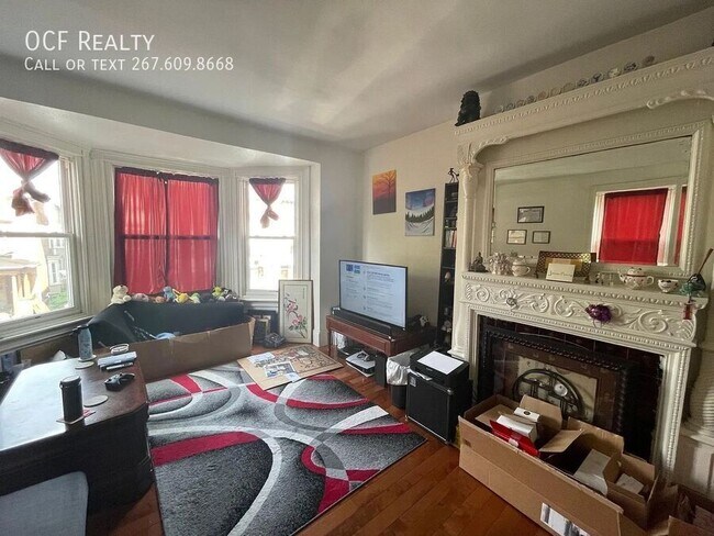 Building Photo - 226 S 45th St