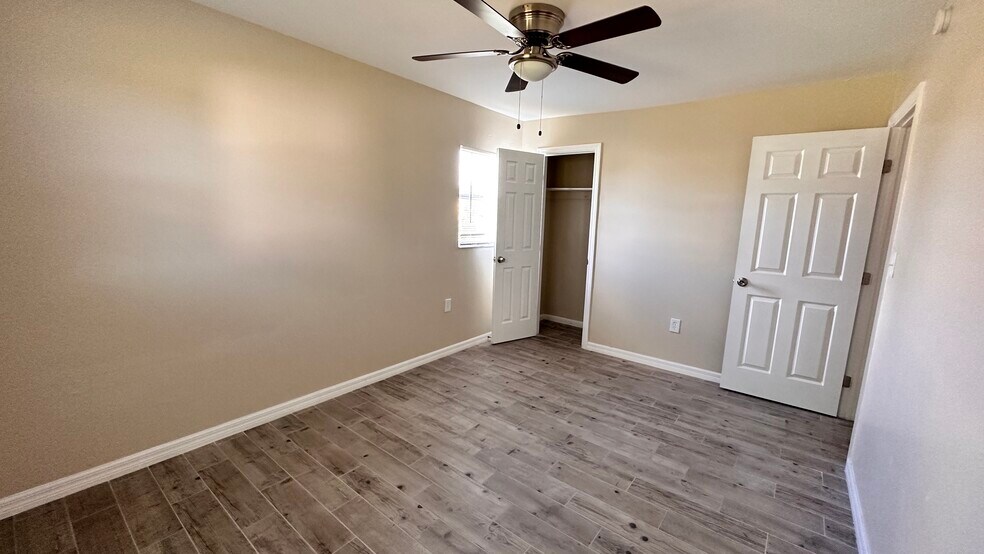 Building Photo - 3830 Highland Ave
