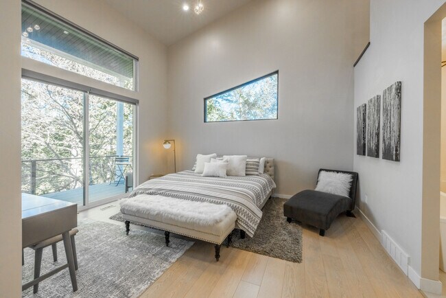 Building Photo - 255 Matterhorn Dr