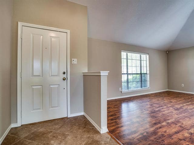 Building Photo - 626 Cribbs Dr