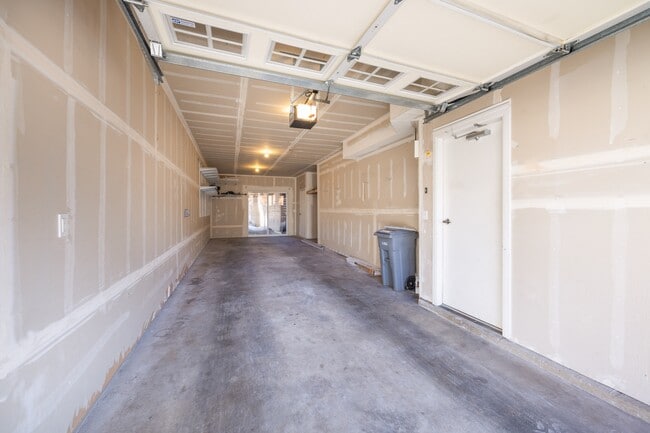 Building Photo - 17811 80th Ave NE