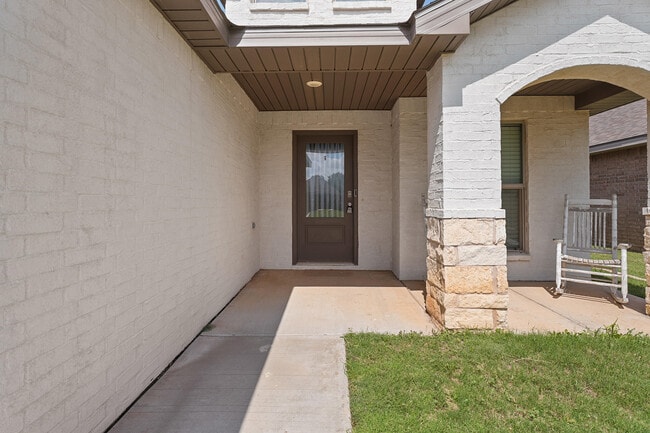 Building Photo - 3110 Urbana Ave