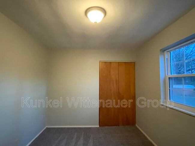 Building Photo - 514 N 38th St