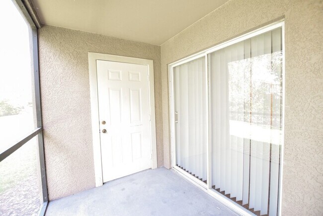 Building Photo - 170 Laterino Ct