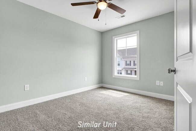 Building Photo - 305 Starfish Ln
