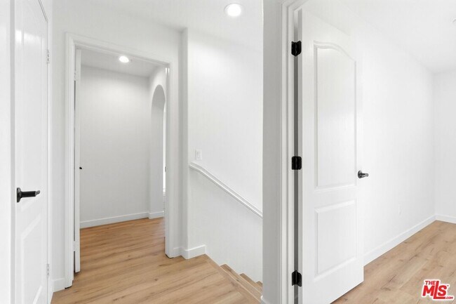 Building Photo - 20140 Pienza Ln