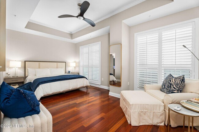 Building Photo - 400 E Bay St