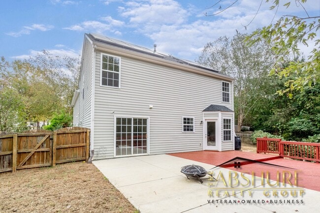 Building Photo - 852 Willow Bay Dr