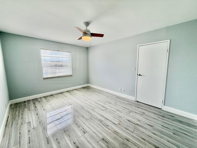 Building Photo - 312 Northlake Dr