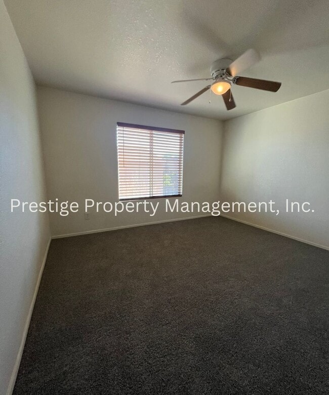 Building Photo - Nice Sahuarita Home with Open Kitchen!!