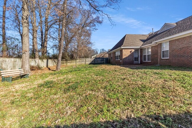 Building Photo - Charming Arlington Home with Modern Upgrades