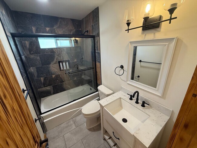 Building Photo - Stunning 4-Bedroom Home with Amazing Views, EV Charger & Solar in Big Bear!