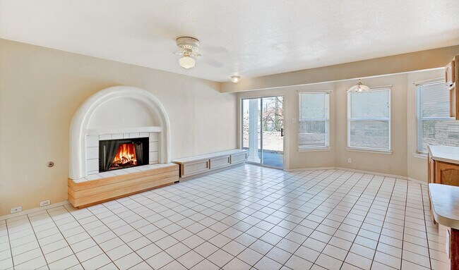 Building Photo - 7408 Big Bend Dr