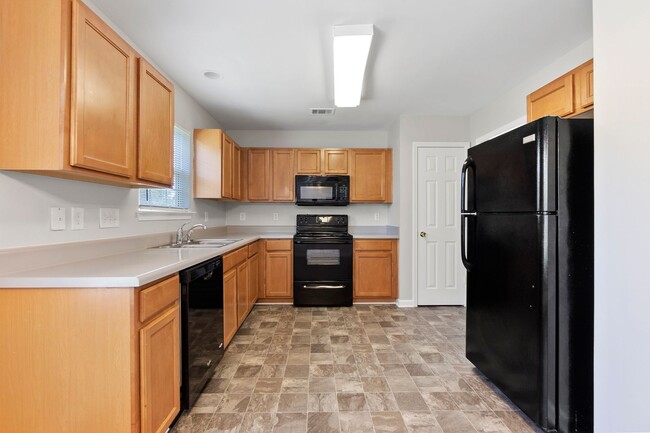 Building Photo - 6443 Brumit Ln