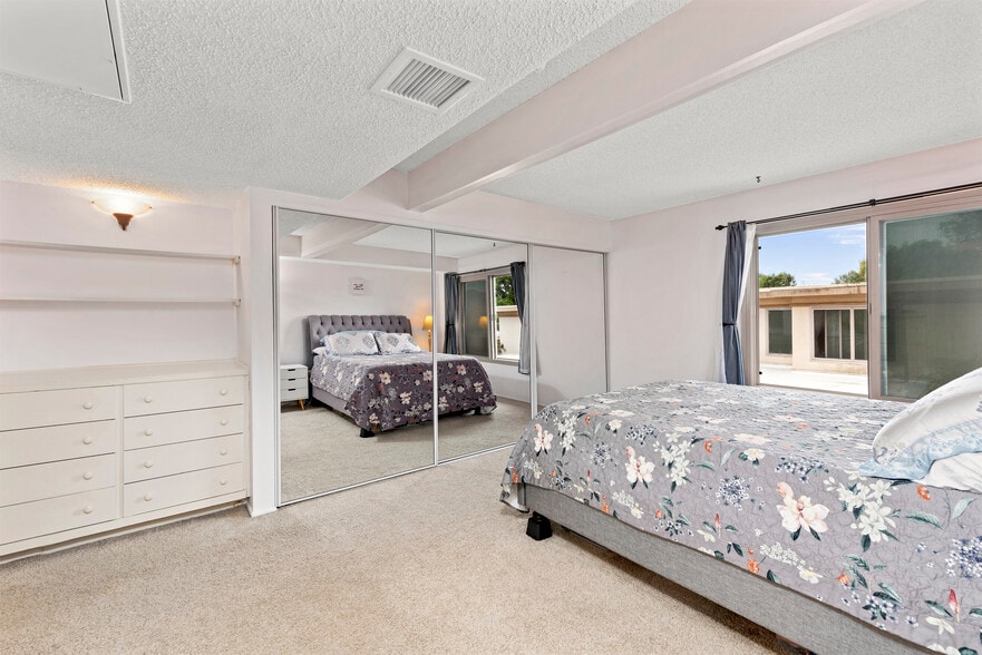 Building Photo - 2640 Worden St.