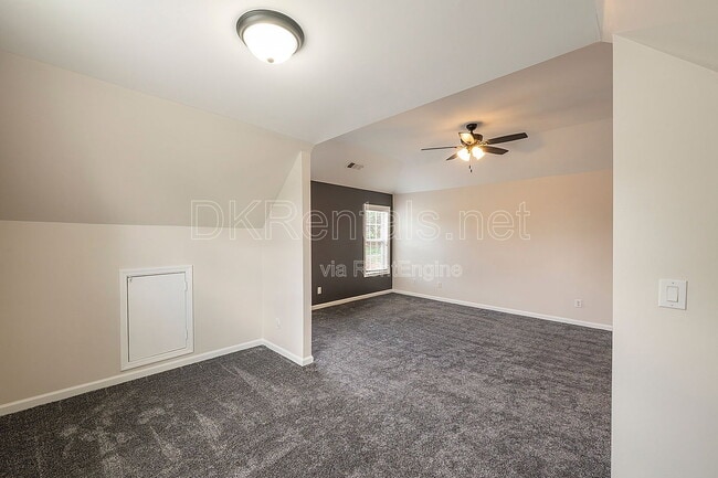 Building Photo - 1540 Hampton Hollow Dr