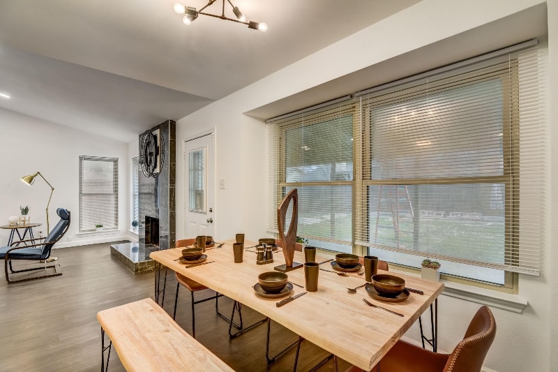 Building Photo - 4233 Glen Ridge Dr