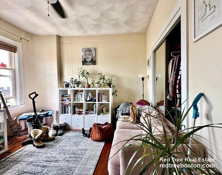 Unit 18 - 106 Myrtle St