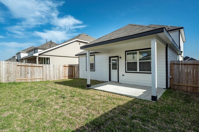 Building Photo - 4923 Blue Jacaranda Wy