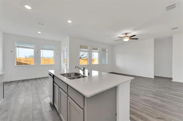 Building Photo - 524 Ranchito Pass