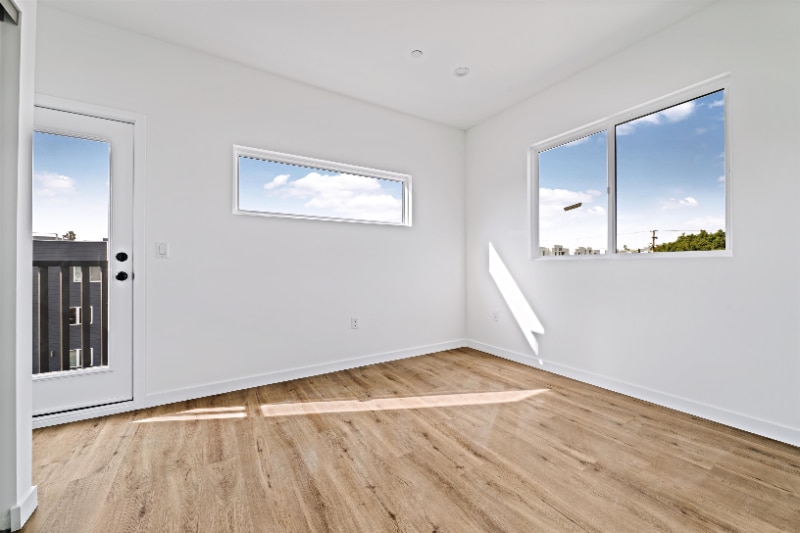 Building Photo - 522 1/2 N St Andrews Pl