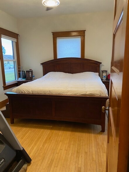 Bedroom - 414 2nd Ave N