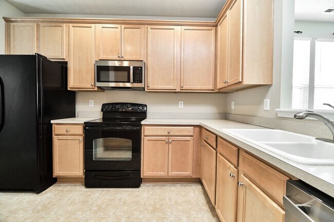 Building Photo - 2BD/2BA in Britton Falls - a Del Web Community!