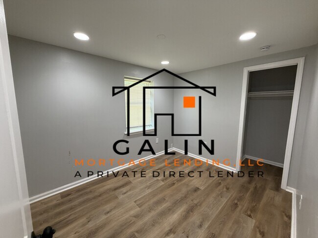 Building Photo - 808 Carroll St
