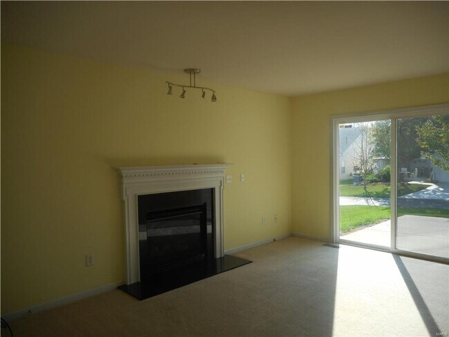 Building Photo - 219 Hawksbury Pl