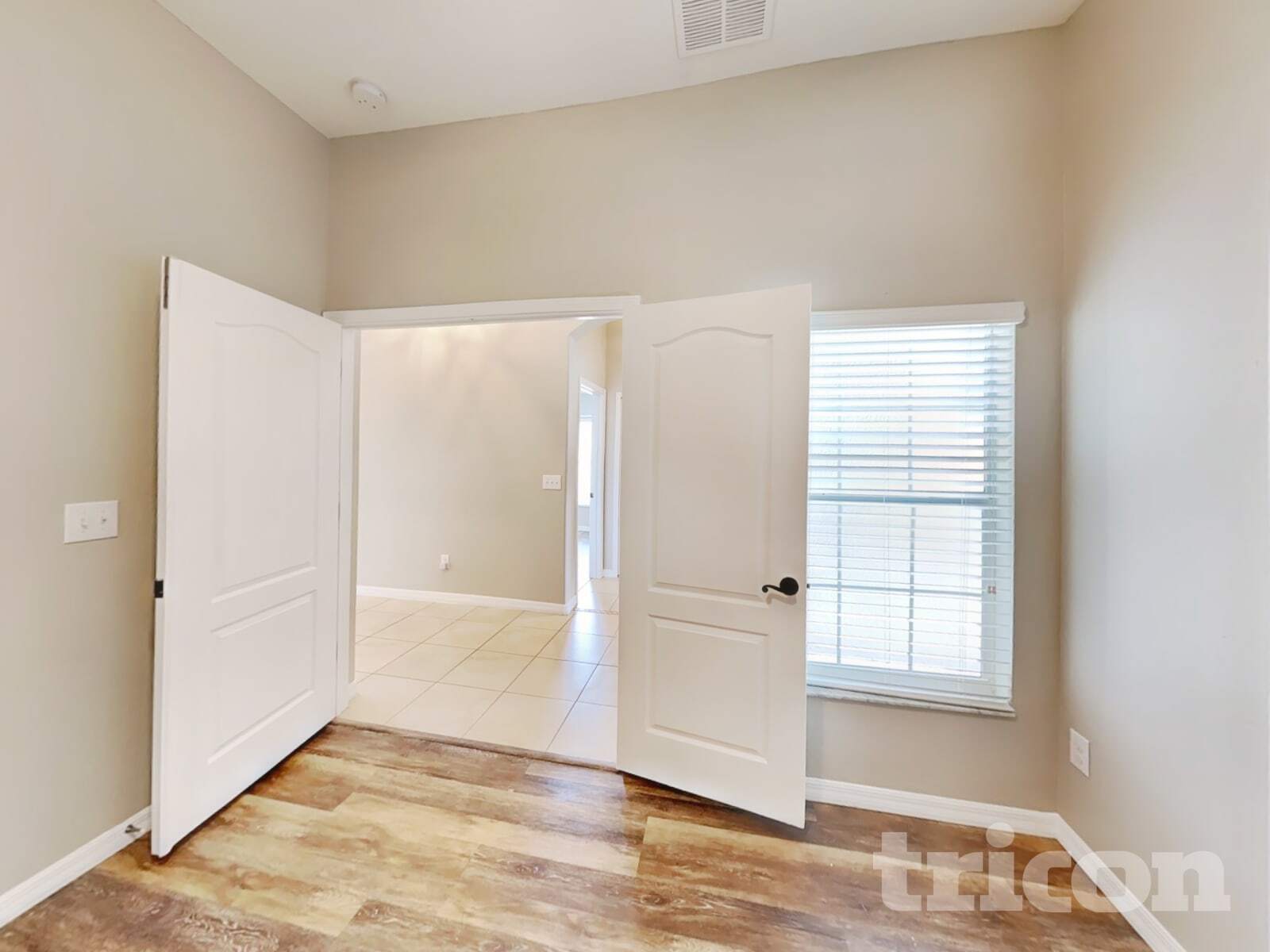 Building Photo - 13928 Reindeer Cir