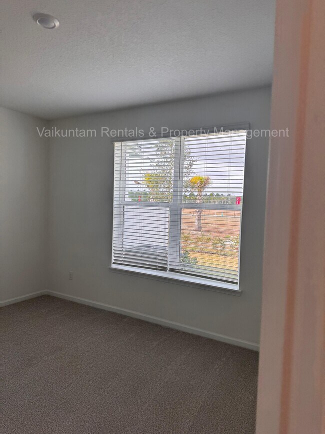 Building Photo - 91 Silver Myrtle Ct