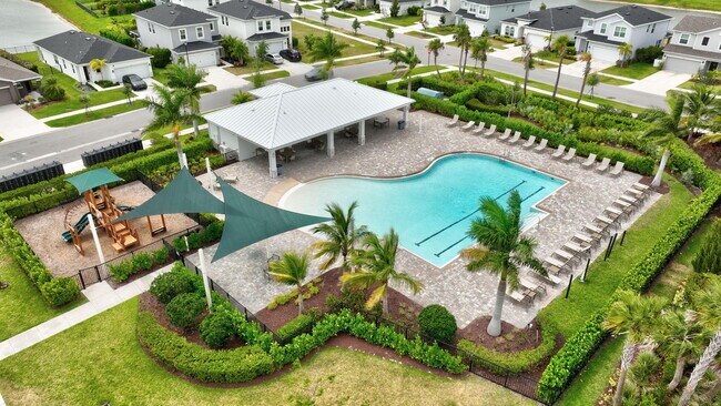 Building Photo - 10916 SW Robbia Way