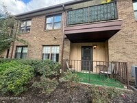 Building Photo - 505 Wellington Pl