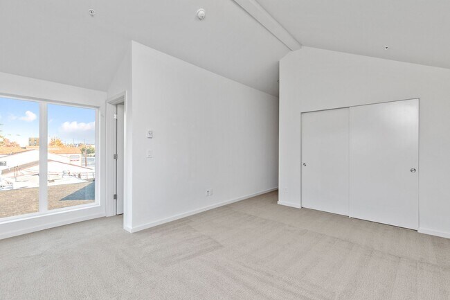 Building Photo - 8025 15th Ave NW
