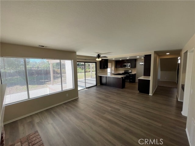 Building Photo - 41547 Yankee Run Ct