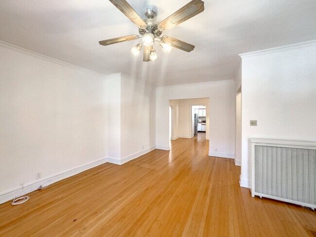 Building Photo - 6300 N Glenwood Ave