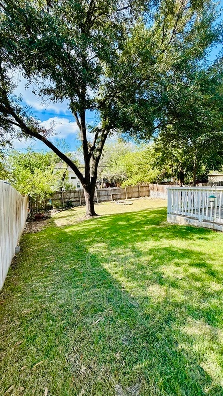 Building Photo - 6362 Parkland Oaks Dr